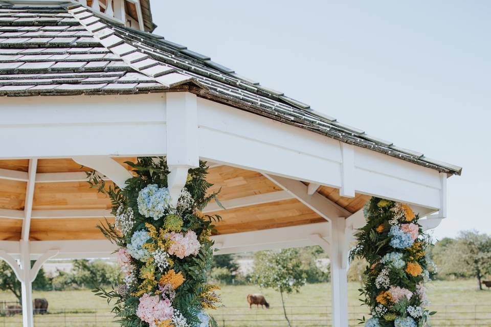 Outdoor ceremony