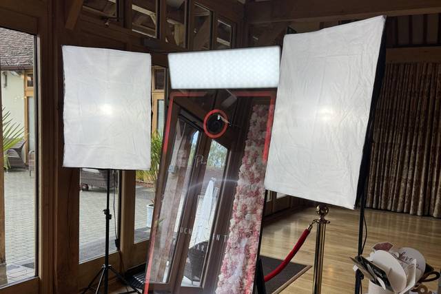 MAGIC MIRROR WEDDING EVENT