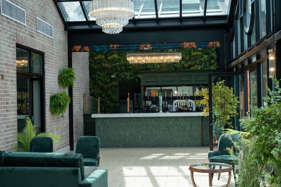 Consevatory Bar