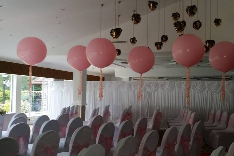 K L H  Elegant decor for weddings