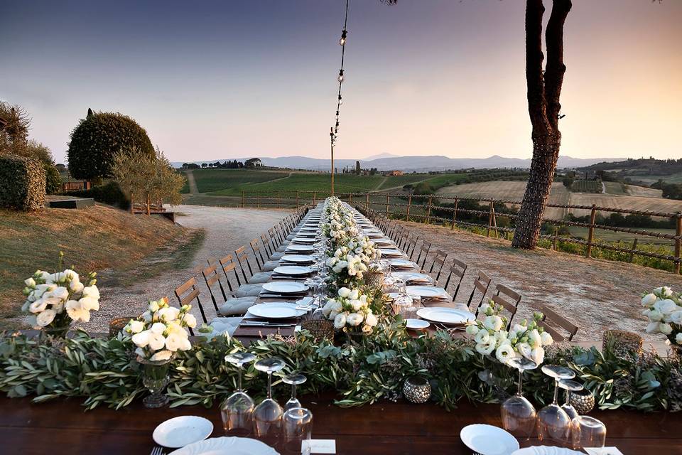 Long table setting