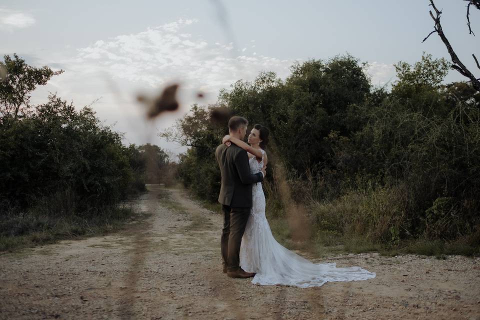 Bart & Almi Elopement