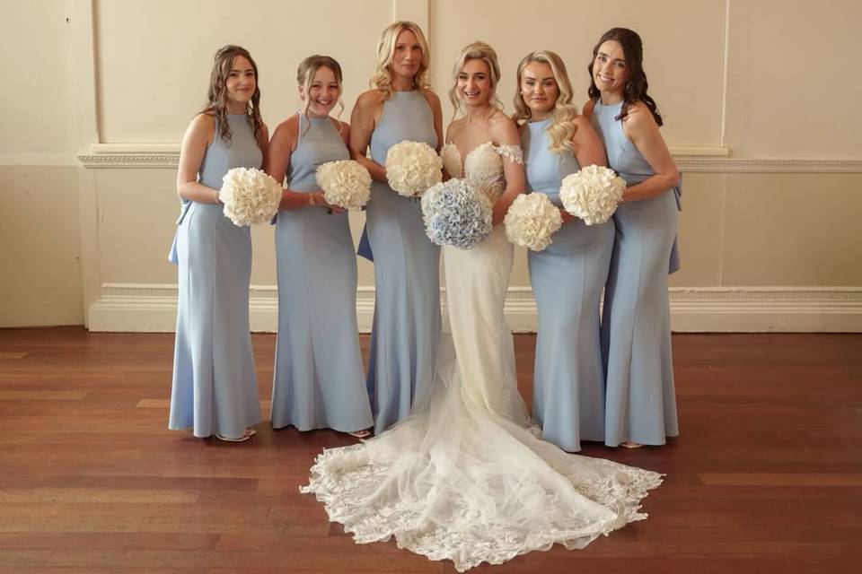 Lu Lu Blooms