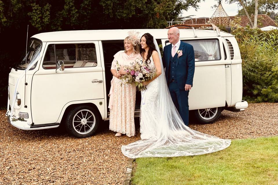 Bride and parents