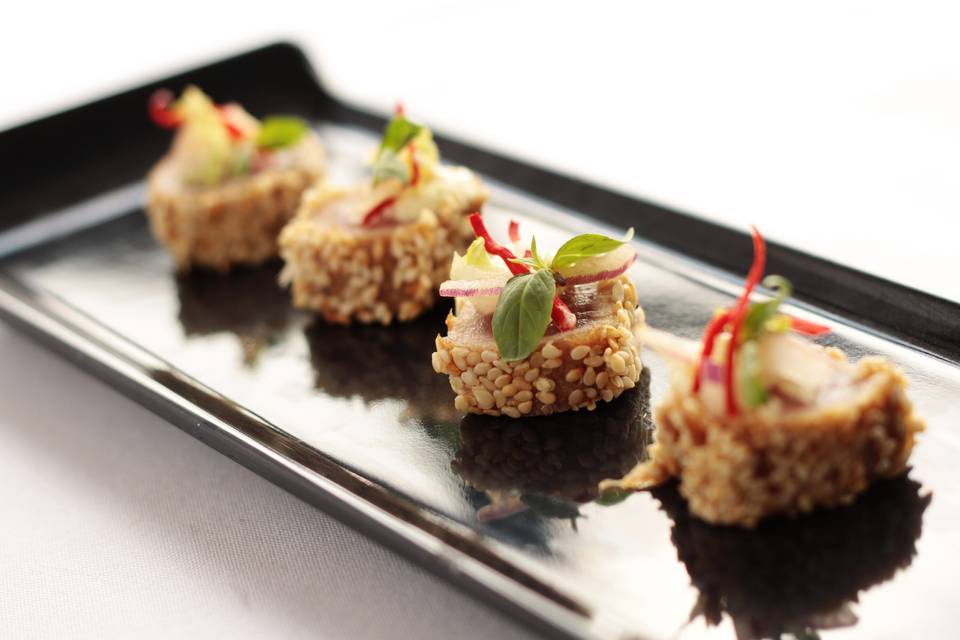 Tuna canape