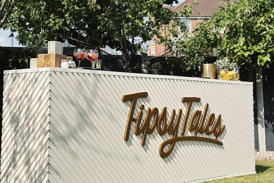 Tipsy Tales Mobile Bar