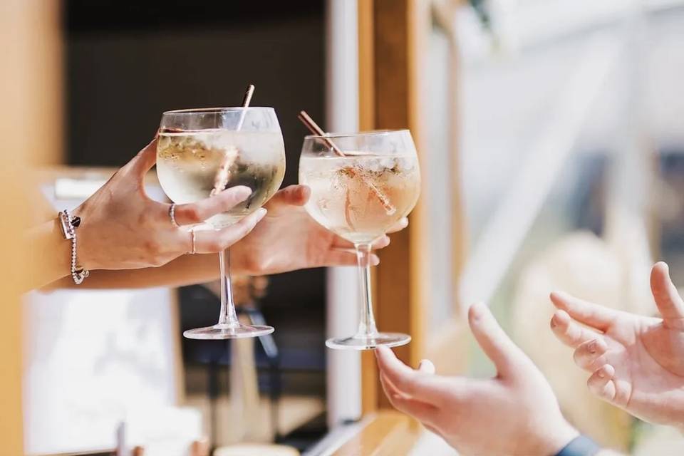 Tipsy Tales Mobile Bar