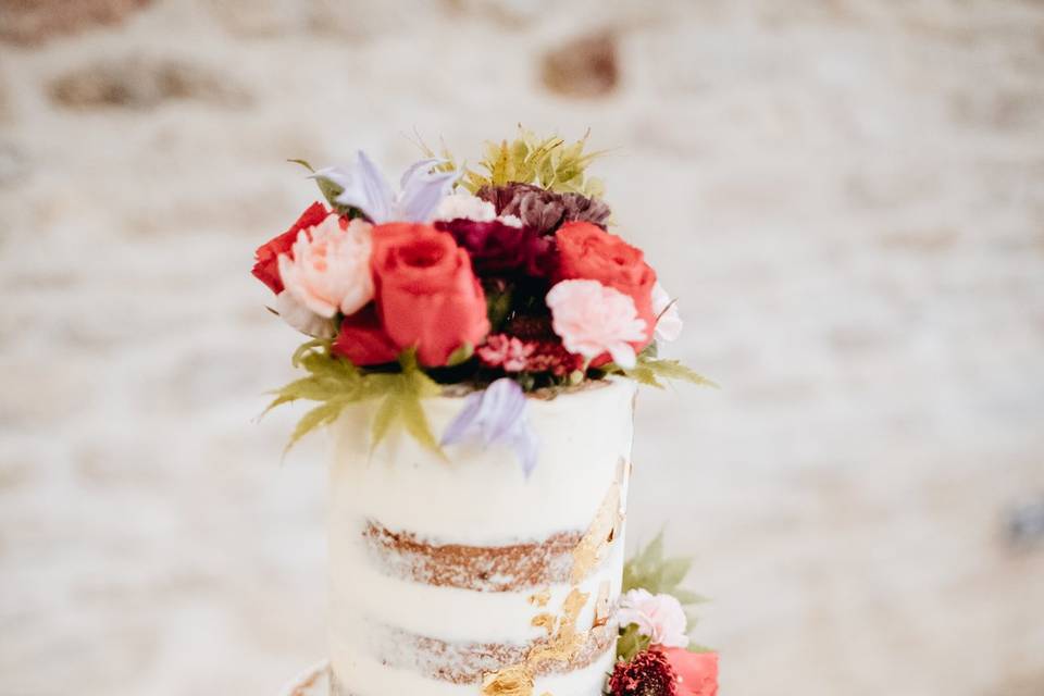 Semi-Naked Cake