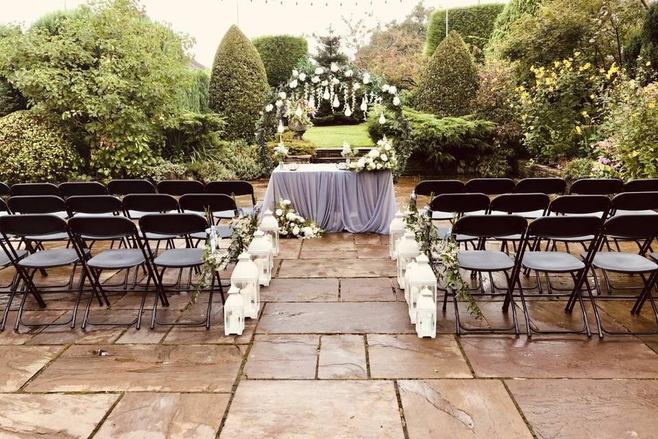 Outdoor weddings