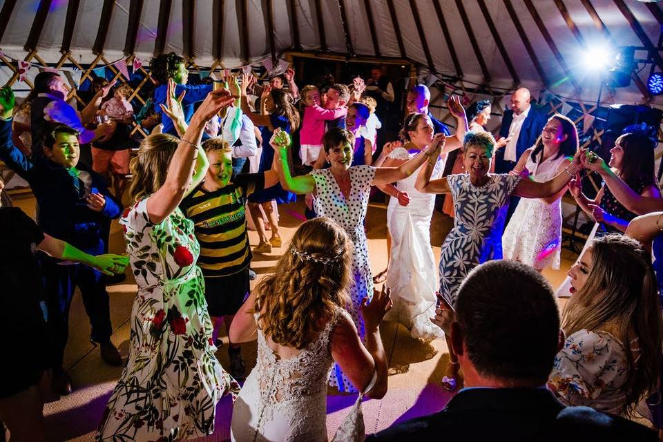 Yurt dancing