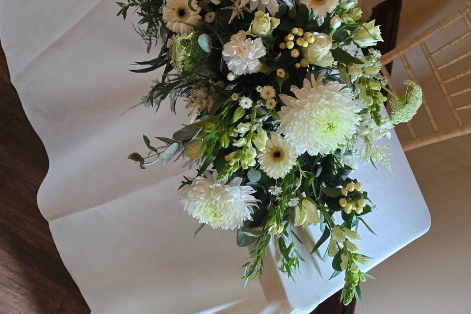 Table arrangement