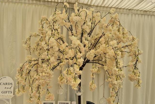 Memory Blossom Tree