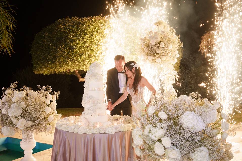 Wedding cake with fireworks