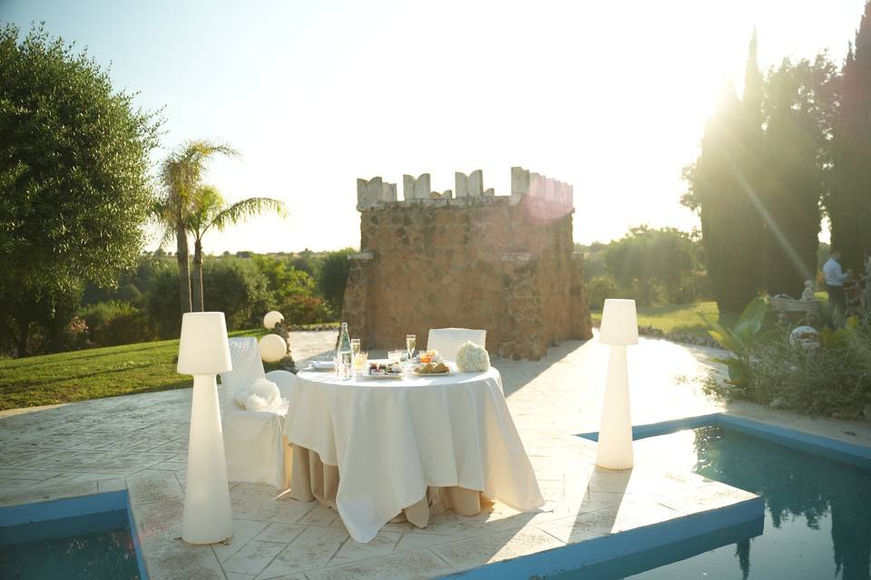 Special dinner table