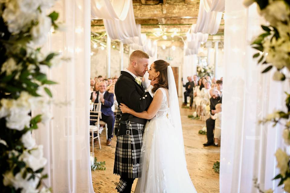 Holmes Mill real weddings