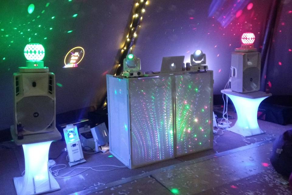 Wedding DJ Steve Dee