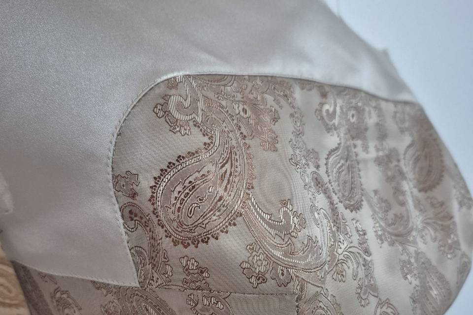 Lining of mother of the bride