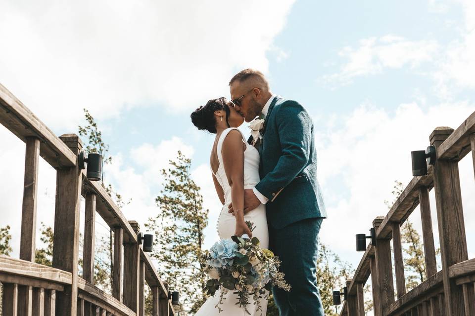 Love on the bridge