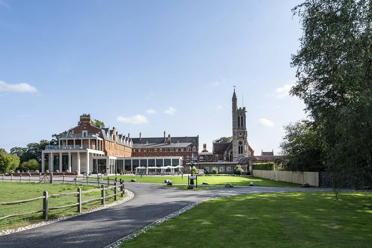 Stanbrook Abbey Worcester, Worcestershire - Updated prices | hitched.co.uk