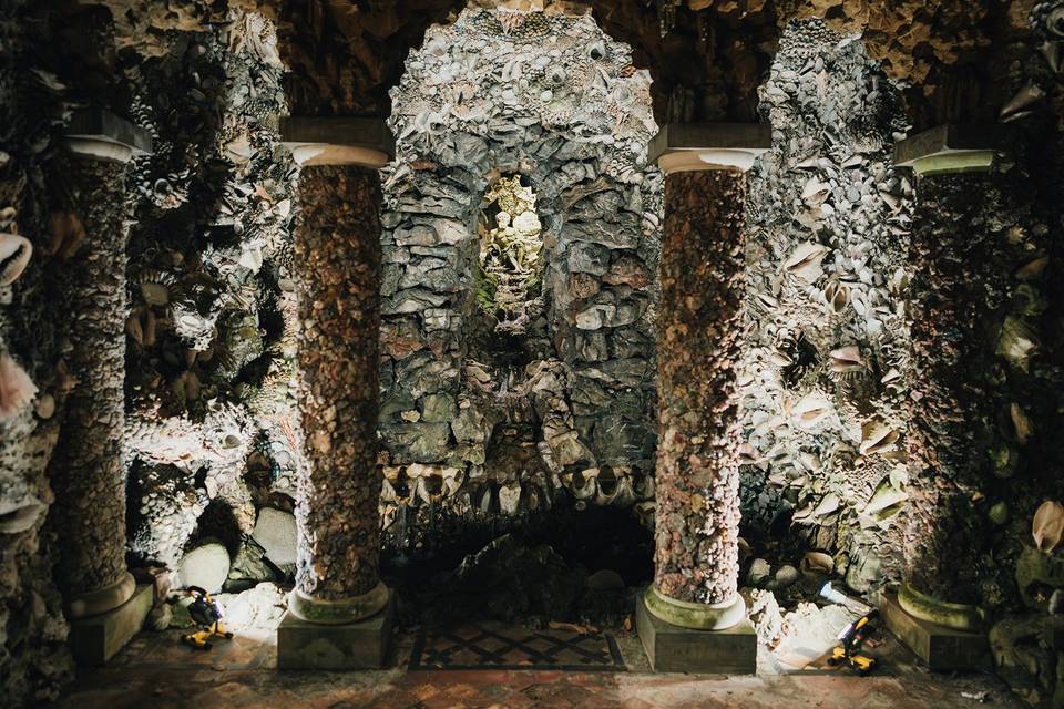 Unique Grotto