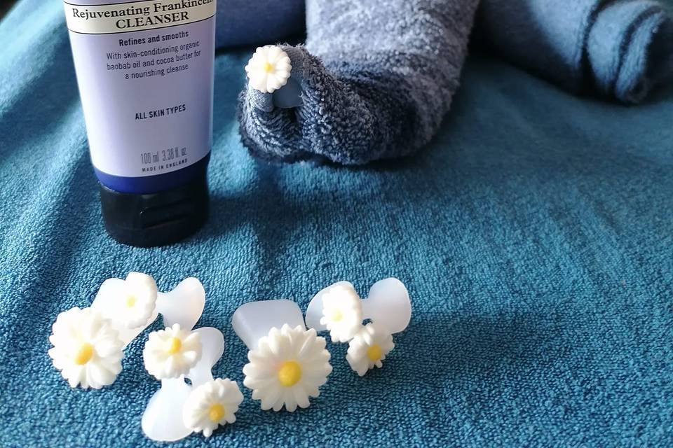 Natural Facial therapy