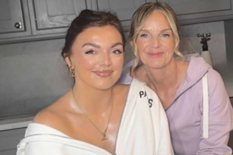 BRIDE & DAUGHTER