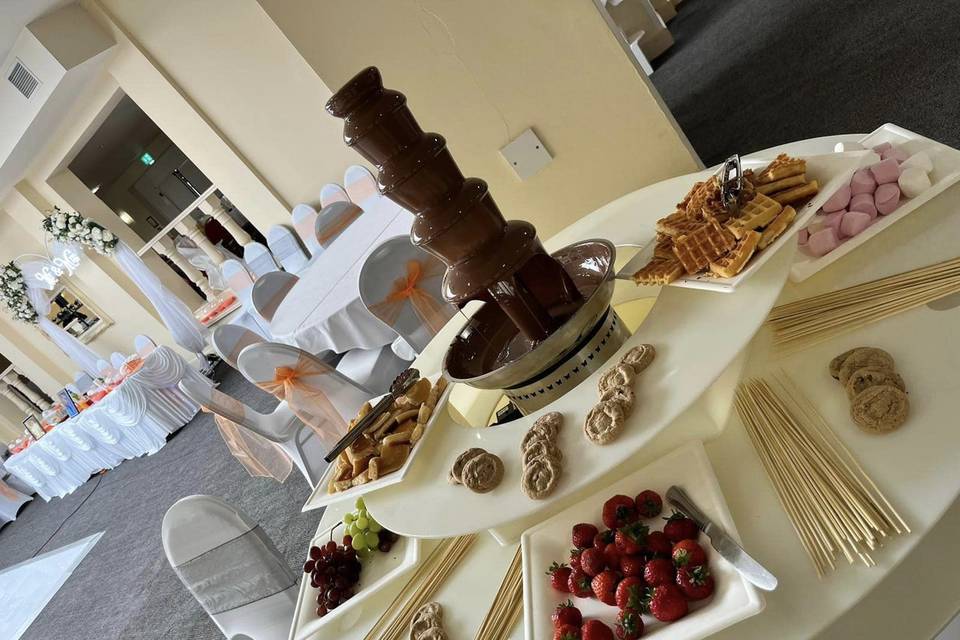 Chocolate fountain