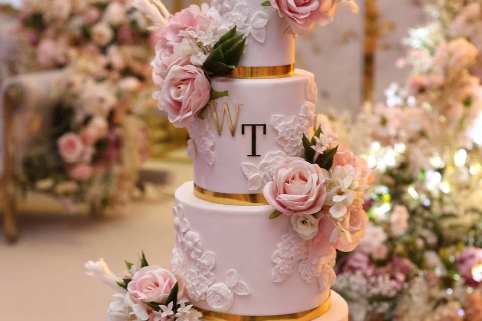 GRAND WEDDING CAKE PEACH