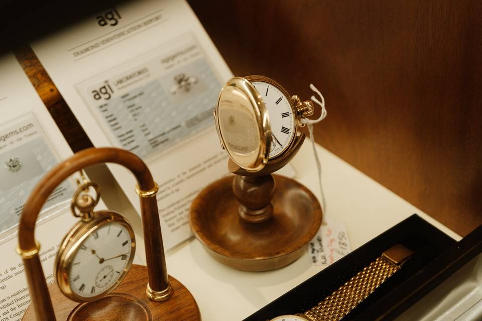 Gold Pocket Watchea