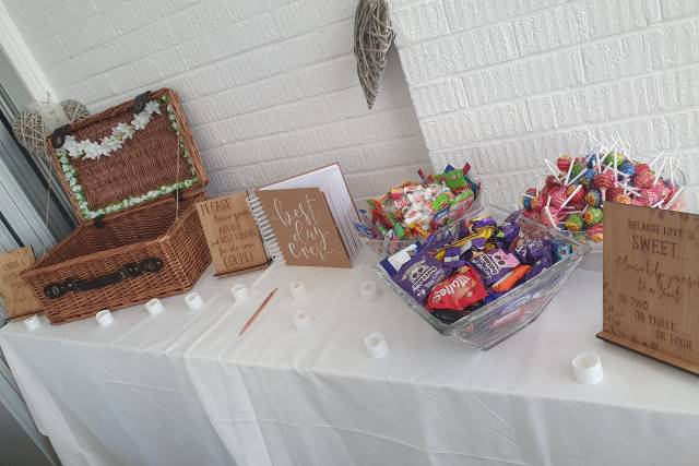 Sweet table