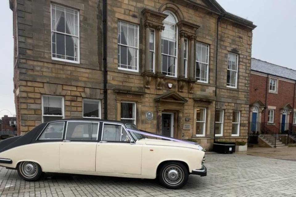 DS420s make buildings small