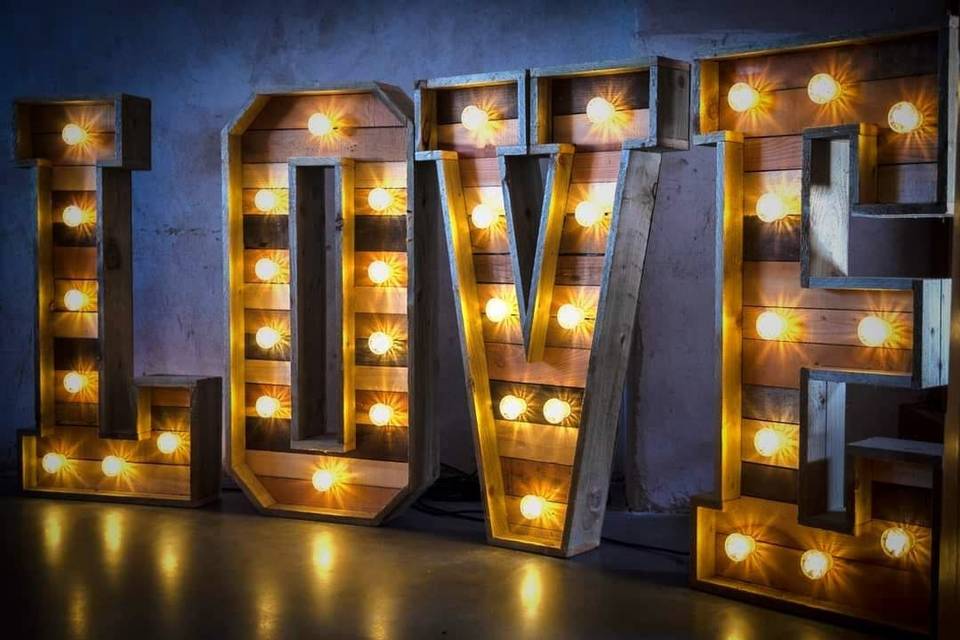 LOVE lights