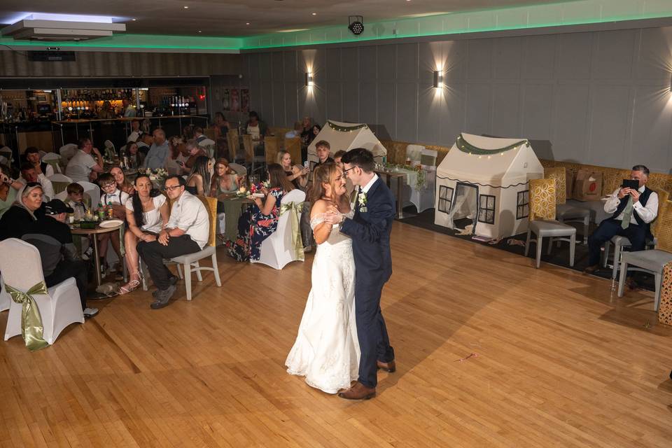 First dance at Poplar club