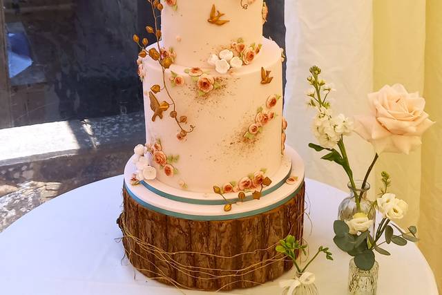 Trailing roses pink & gold