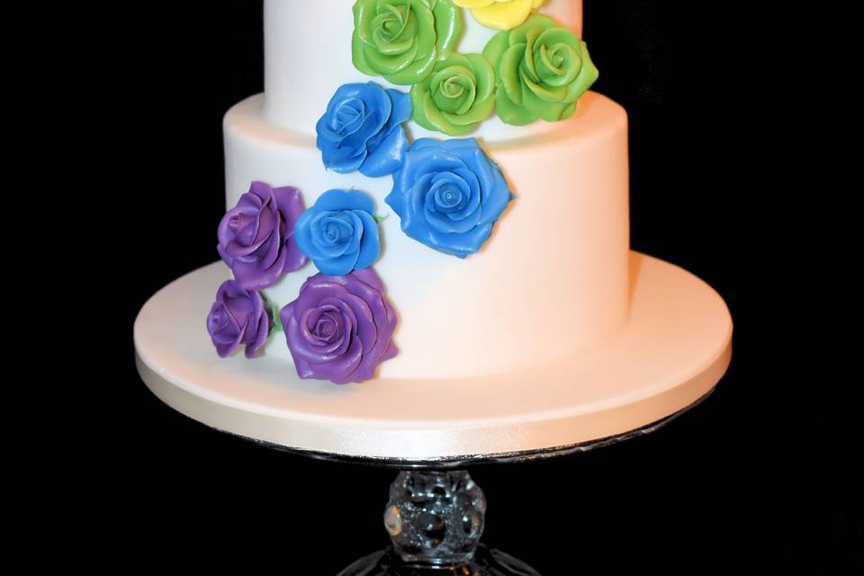 Rainbow roses on cake