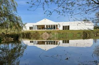 Draycott House Events Lakeside Marquee