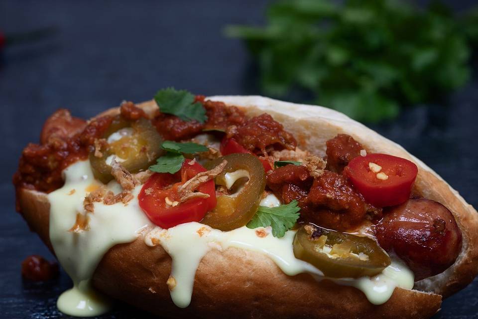 Chilli cheese dog