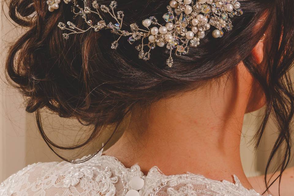 That Bridal Hair Accessory