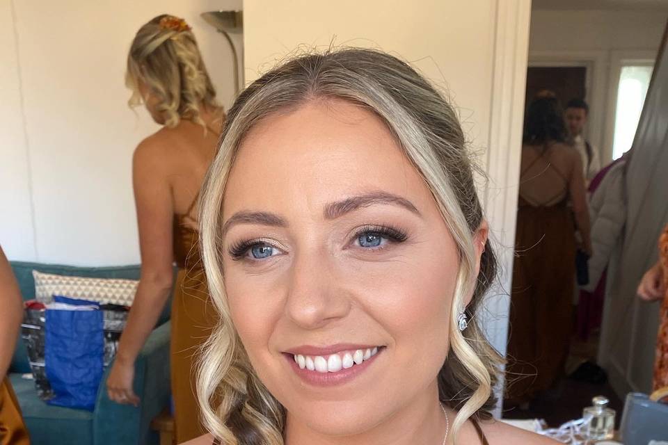 Bridesmaid makeup