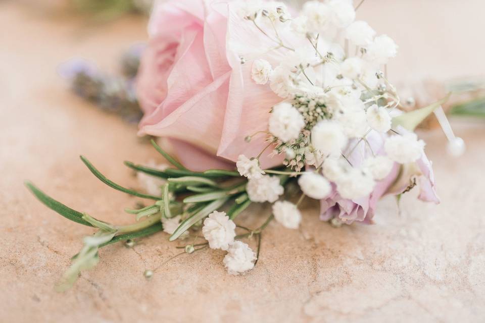 Suspended Flowers & Cake