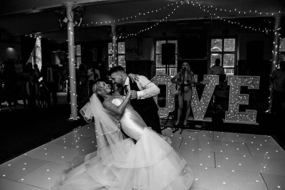 First dance of Jen and Ollie