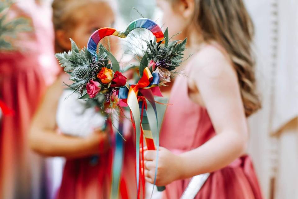 Flower girl heart shape wand