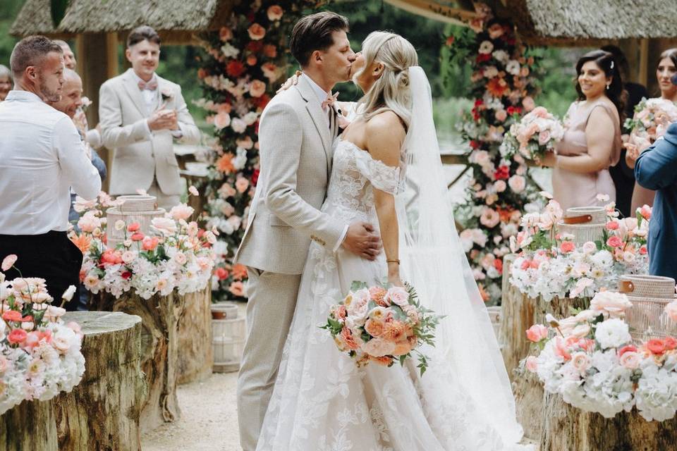 Wildflower Bright Ceremony