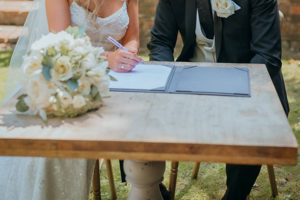 Signing Table