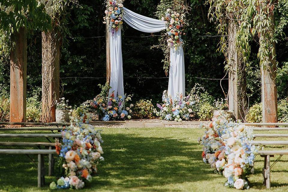 Rustic Bright Florals Ceremony