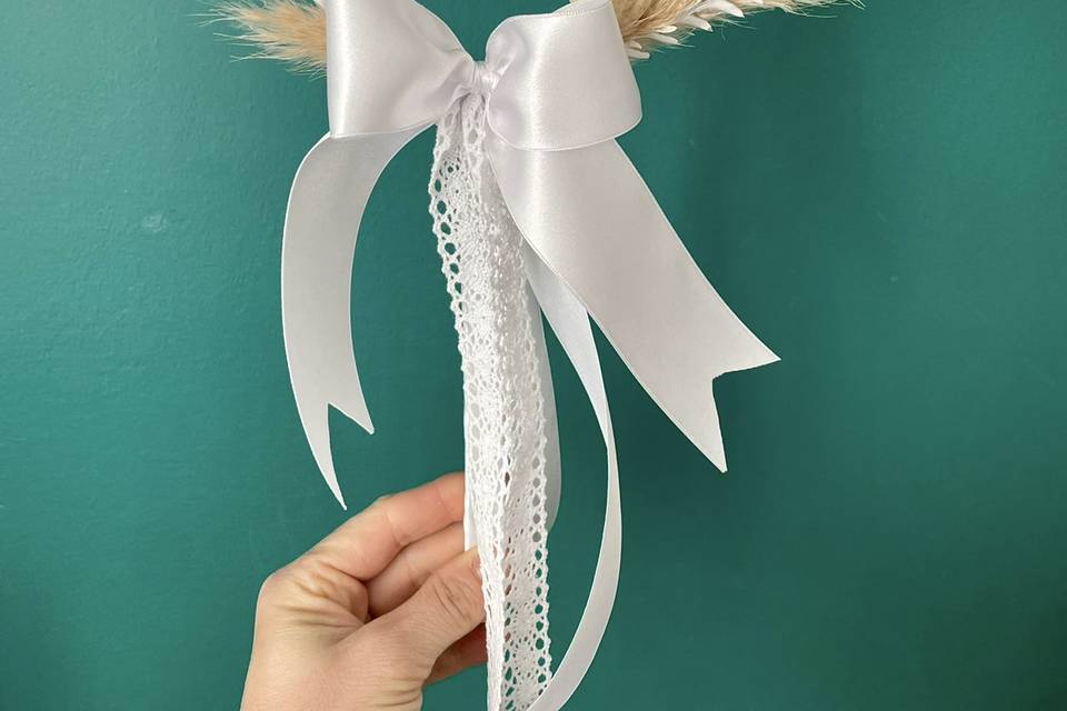 Flower girl wand dried