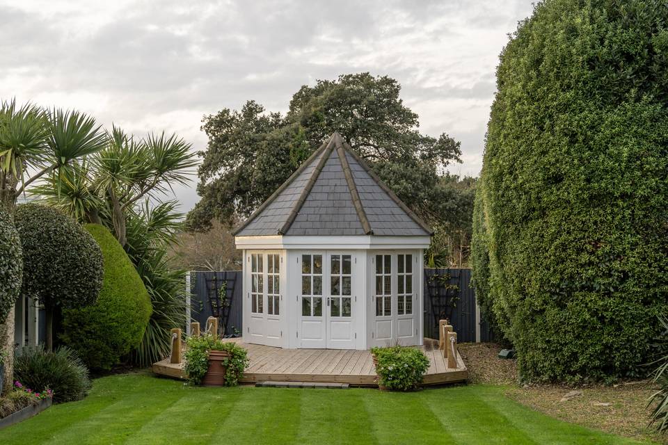 Secret Garden Ceremony