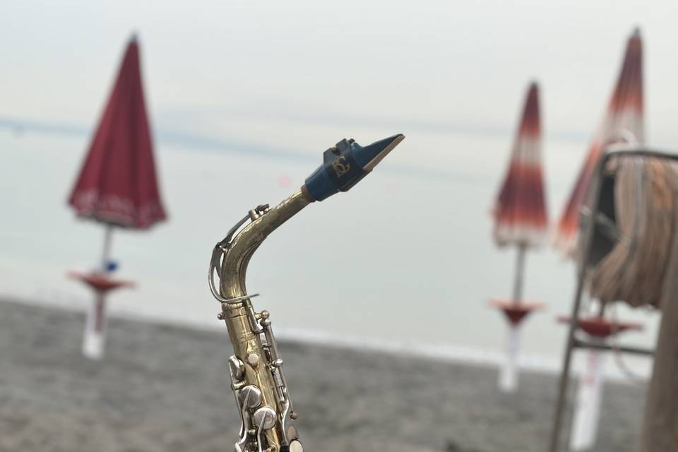 Sax on the beach!!!