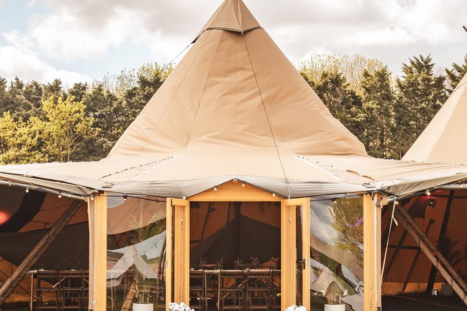 Tipi exterior