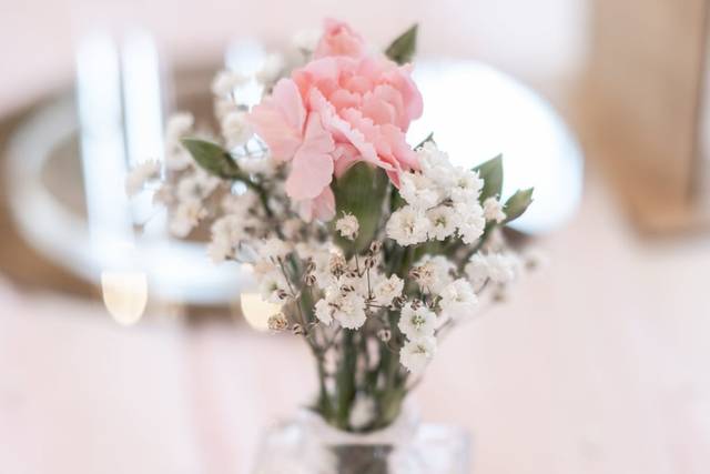 Bud vases